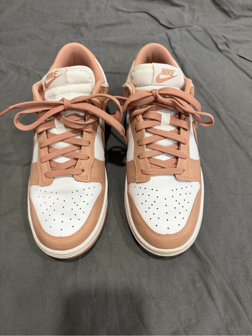 Nike Women's Low-Top Sneakers — Rose & White